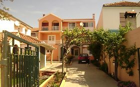 Apartments Tutina